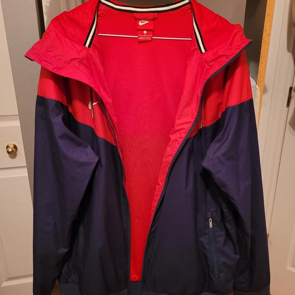 Nike PSG Red and Blue Windrunner - Picture 4 of 6